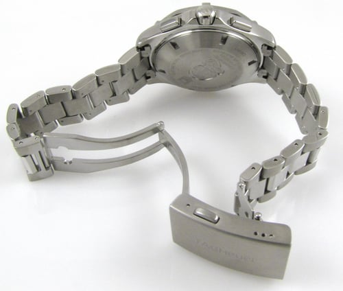 Open Clasp Shot of Aquaracer Chronograph Day-Date Chronometer