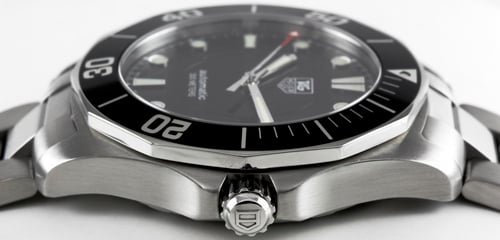 Crown Side Shot of Aquaracer