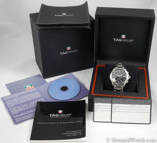 Box / Paper shot of Link Chronograph