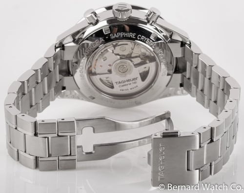 Open Clasp Shot of Chronograph Calibre 16