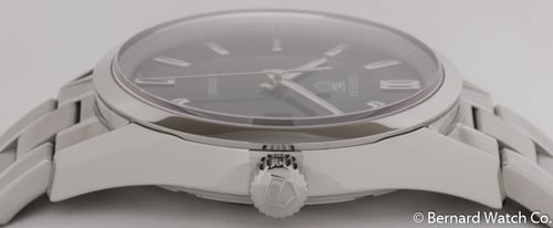 Crown Side Shot of Carrera
