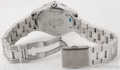Open Clasp Shot of Ladies Aquaracer Midsize