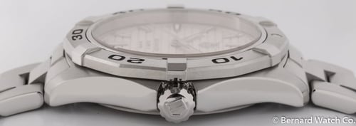 Crown Side Shot of Aquaracer Calibre 5