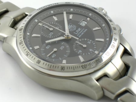 9' Side Shot of Link Chronograph
