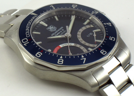 9' Side Shot of Aquaracer Calibre S Regatta