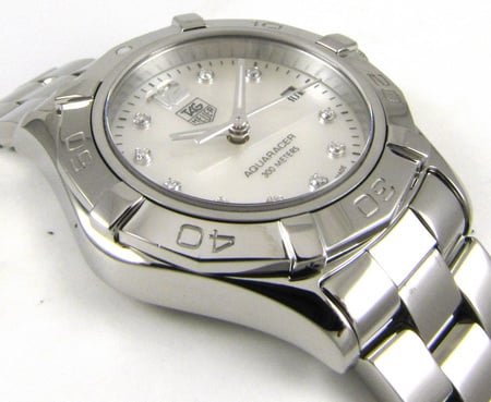 9' Side Shot of Ladies Aquaracer
