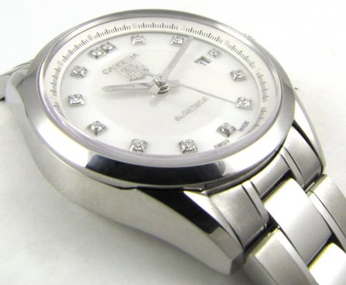 9' Side Shot of Ladies Carrera Automatic
