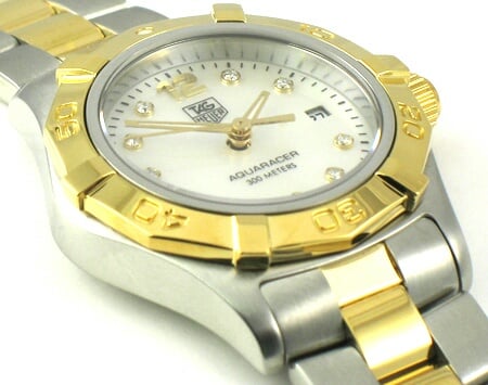 9' Side Shot of Ladies Aquaracer