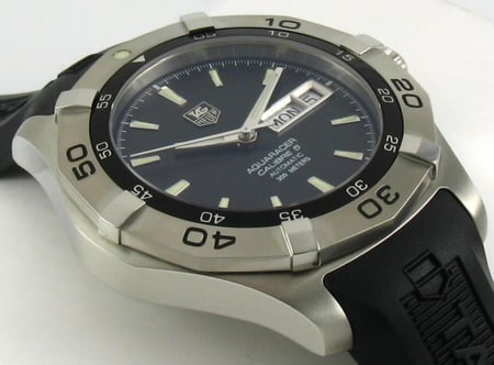 9' Side Shot of Aquaracer Day-Date