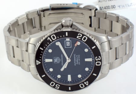 Front View of Aquaracer