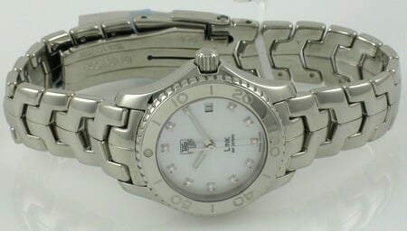 Front View of Ladies Link Diver