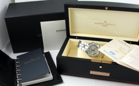 Box / Paper shot of Overseas Chronograph