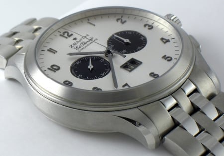 9' Side Shot of Grande Class Grande Date Chronograph