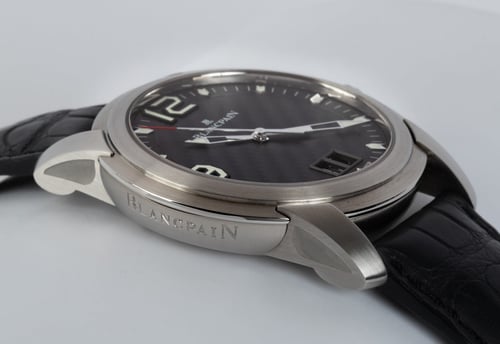 9' Side Shot of L-Evolution Grande Date