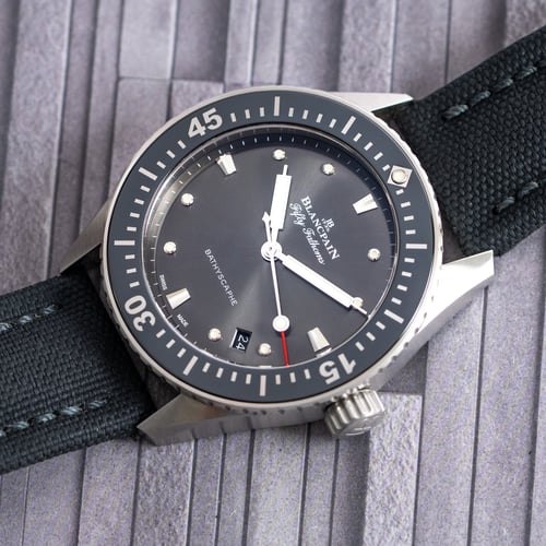 Stylied photo of  of Fifty Fathoms Bathyscaphe 38