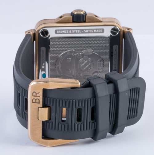 Open Clasp Shot of BR 03-92 Bronze Diver