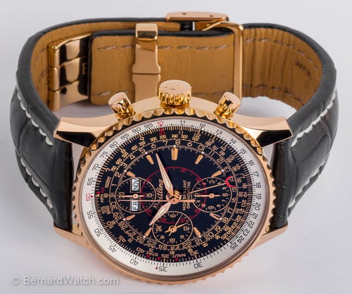 Front View of Navitimer Montbrillant Datora
