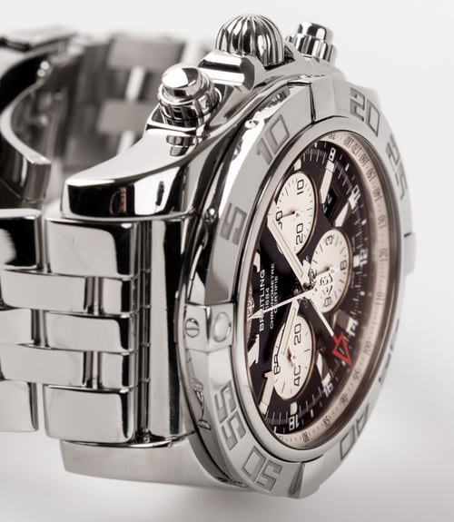 Dial Shot of Chronomat B04 GMT