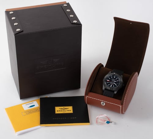 Box / Paper shot of Avenger II GMT