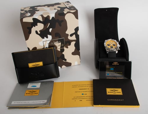 Box / Paper shot of Chronomat 44 Limited Edition