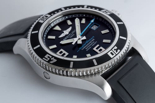 9' Side Shot of SuperOcean 44mm