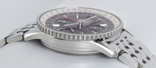 9' Side Shot of Navitimer 1 Chronograph 41