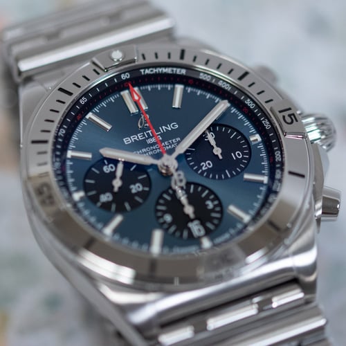Extra Shot of Chronomat B01 42