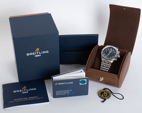 Box / Paper shot of Chronomat B01 42