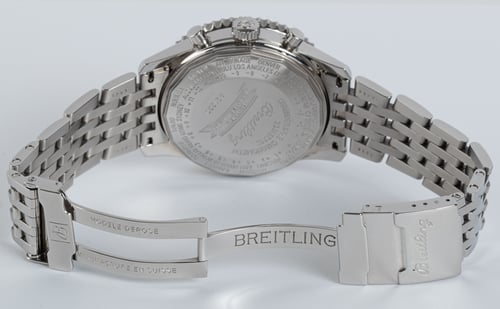 Open Clasp Shot of Navitimer Montbrillant Datora