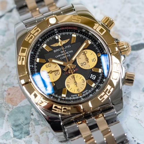 Extra Shot of Chronomat 44