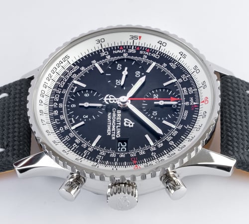 Crown Side Shot of Navitimer Heritage