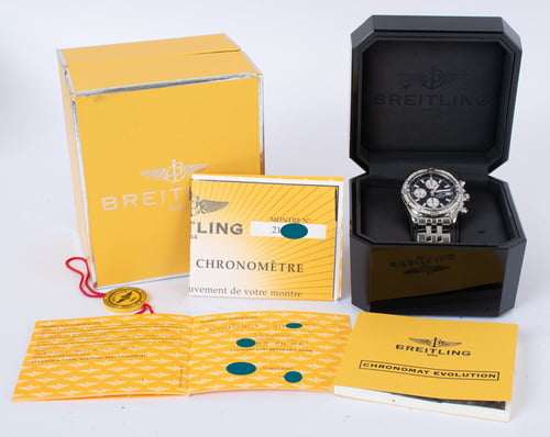 Box / Paper shot of Chronomat Evolution