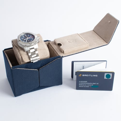 Box / Paper shot of Avenger Chronograph GMT 45