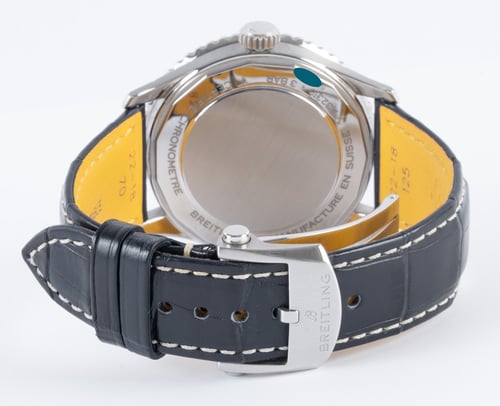 Rear / Band View of Navitimer Auto GMT 41