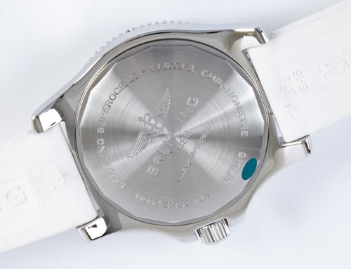 Caseback of Ladies SuperOcean 36