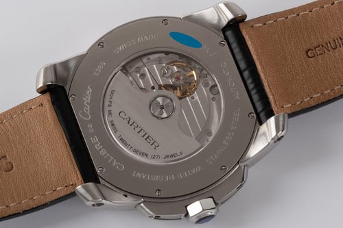 Caseback of Calibre De Cartier