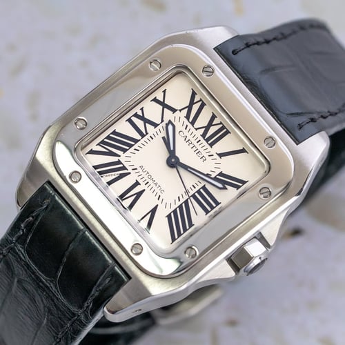 Stylied photo of  of Santos 100 Medium