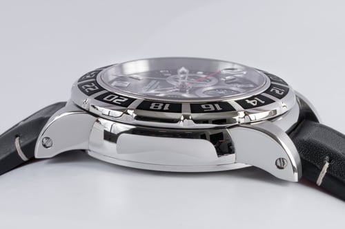 9' Side Shot of Patravi TravelGraph GMT