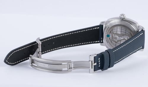 Open Clasp Shot of Brunswick 40 Odyssey Edition