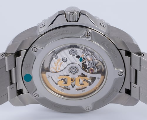 Caseback of Sport Evolution Panorama Date
