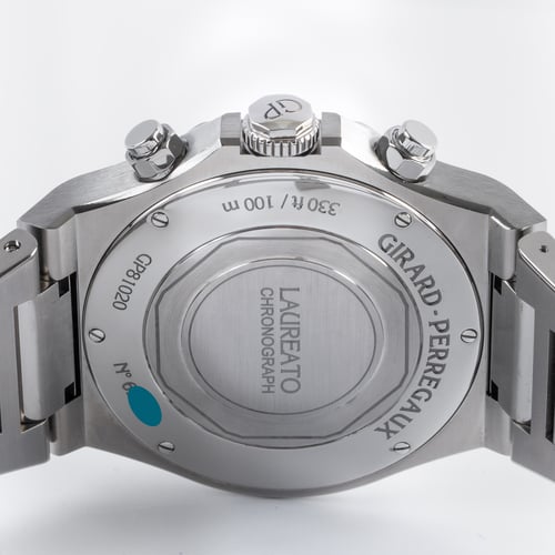 Caseback of Laureato Chronograph Ti49