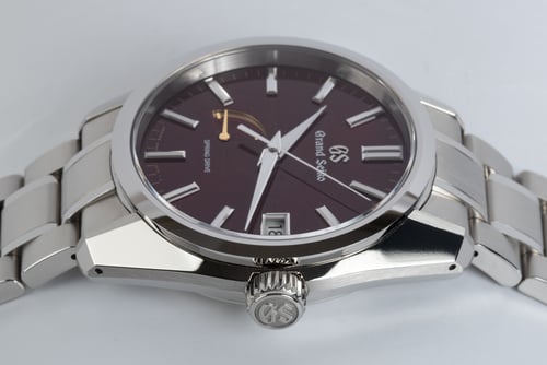 Crown Side Shot of Heritage 'Katana'