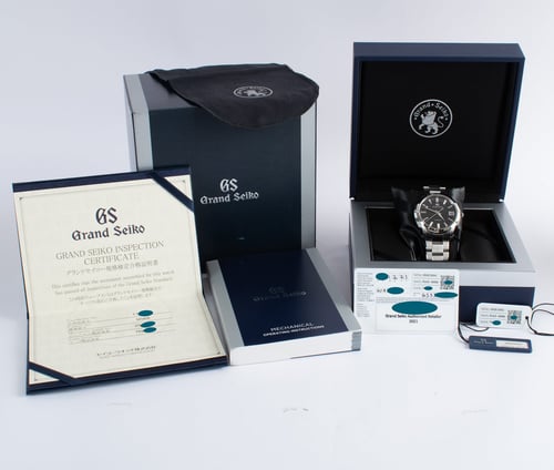 Box / Paper shot of Heritage Automatic