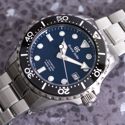 Stylied photo of  of Hi-Beat 36000 Professional 600m Diver
