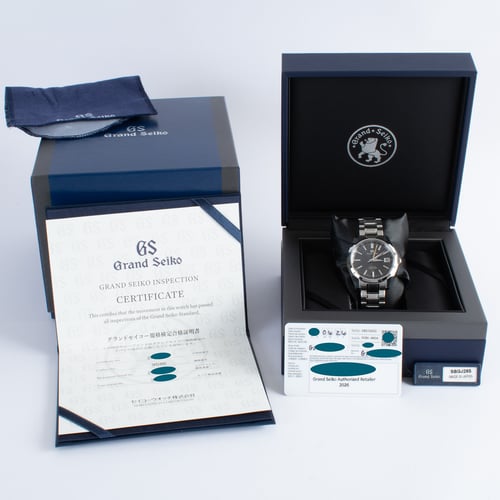 Box / Paper shot of Heritage Hi-Beat 36000 GMT