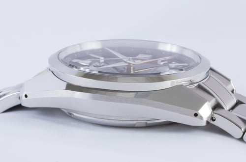 9' Side Shot of Heritage Hi-Beat 36000 GMT