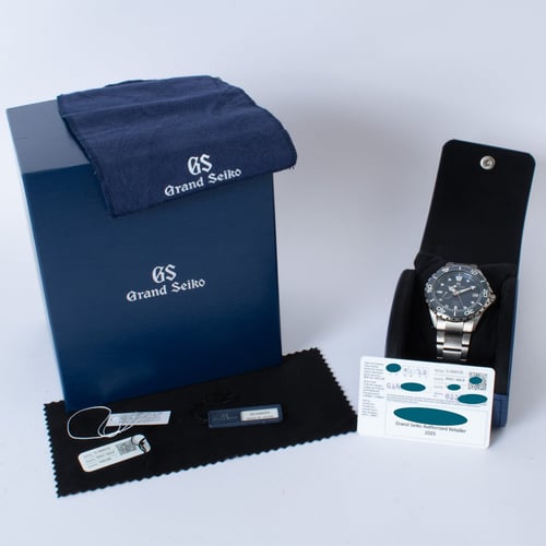 Box / Paper shot of 'Ushio' Spring Drive Evolution Diver
