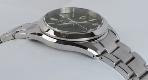 9' Side Shot of Elegance GMT Caliber 9F 25TH Anniversary LE