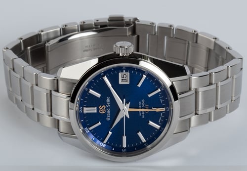 Front View of Heritage Hi-Beat GMT 'Peacock'