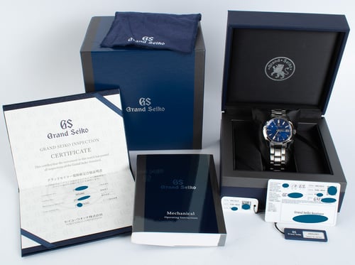 Box / Paper shot of Heritage Hi-Beat GMT 'Peacock'